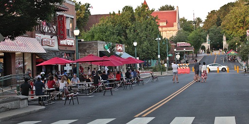 Expanded outdoor seating along Kirkwood Ave, photo courtesy of The Square Beacon